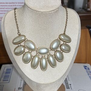 Elegant Gold and Cream Statement Necklace